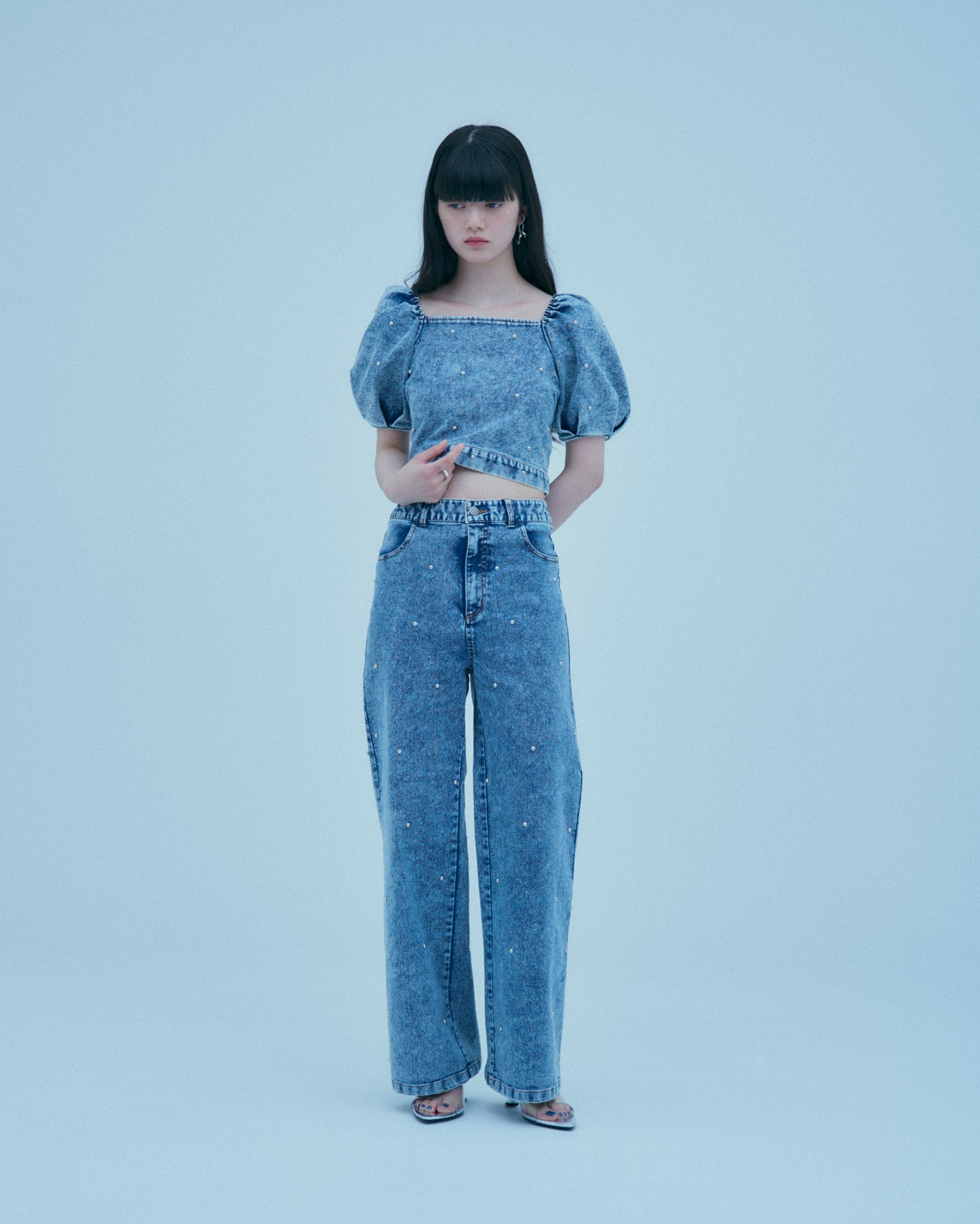 w/LISA (ウィズリサ) | STUDS DENIM PANTS (スタッズデニムパンツ) | ボトムス ウォッシュ 加工 ケミカル ワイド ストレート インディゴ 薄い ライト ドメスティック ブランド ジーンズ  女性 ウィメンズ レディース 4P ロング フルレングス ブルー 青 セットアップ