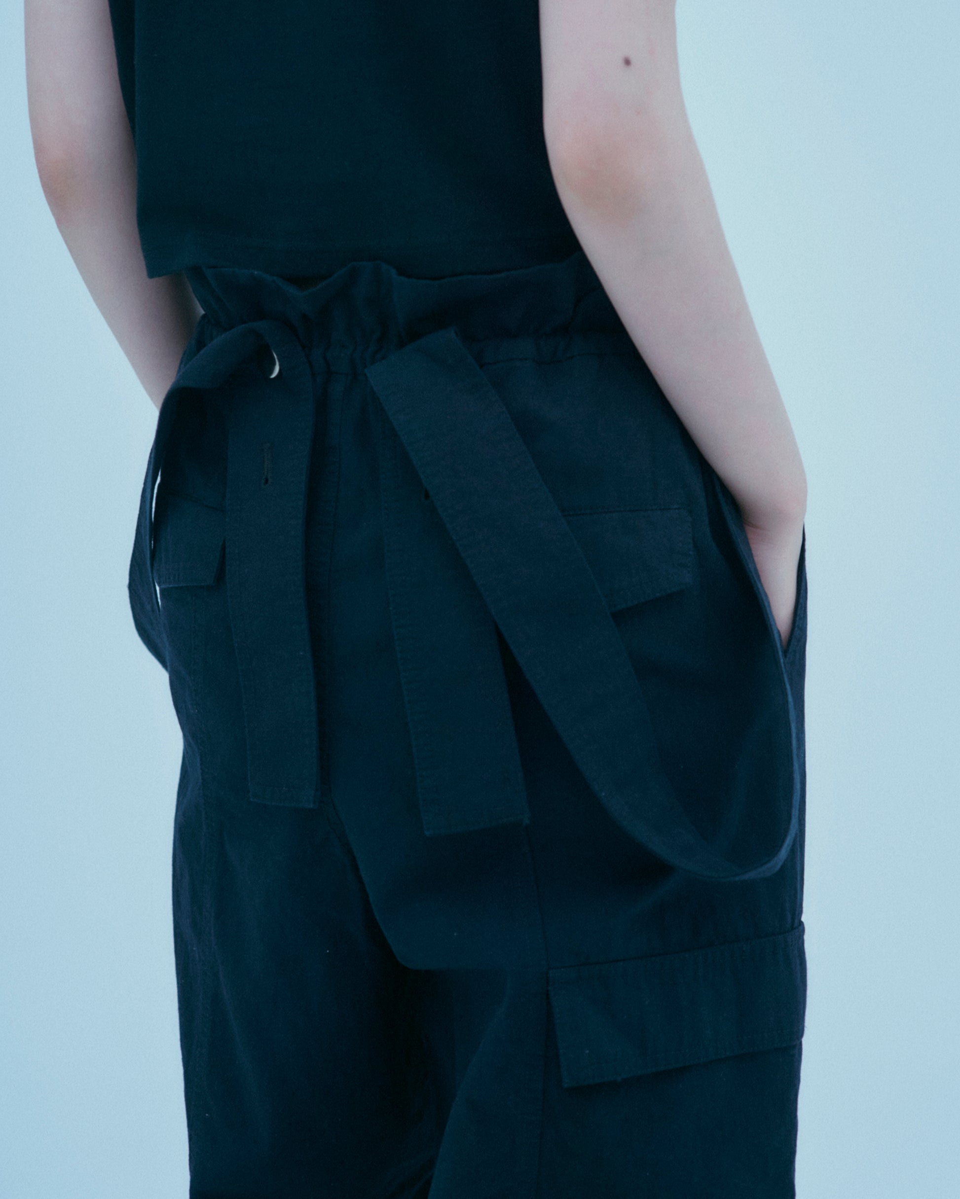 w/LISA (ウィズリサ) | SUSPENDERS CARGO PANTS (サスペンダーズカーゴパンツ) | ボトムス ミリタリー ポケット 軍 イージー ワイド シルエット ビッグ 女性 ウィメンズ レディース ドメスティック ブランド 大人 上品 キレイ モード カジュアル ブランド