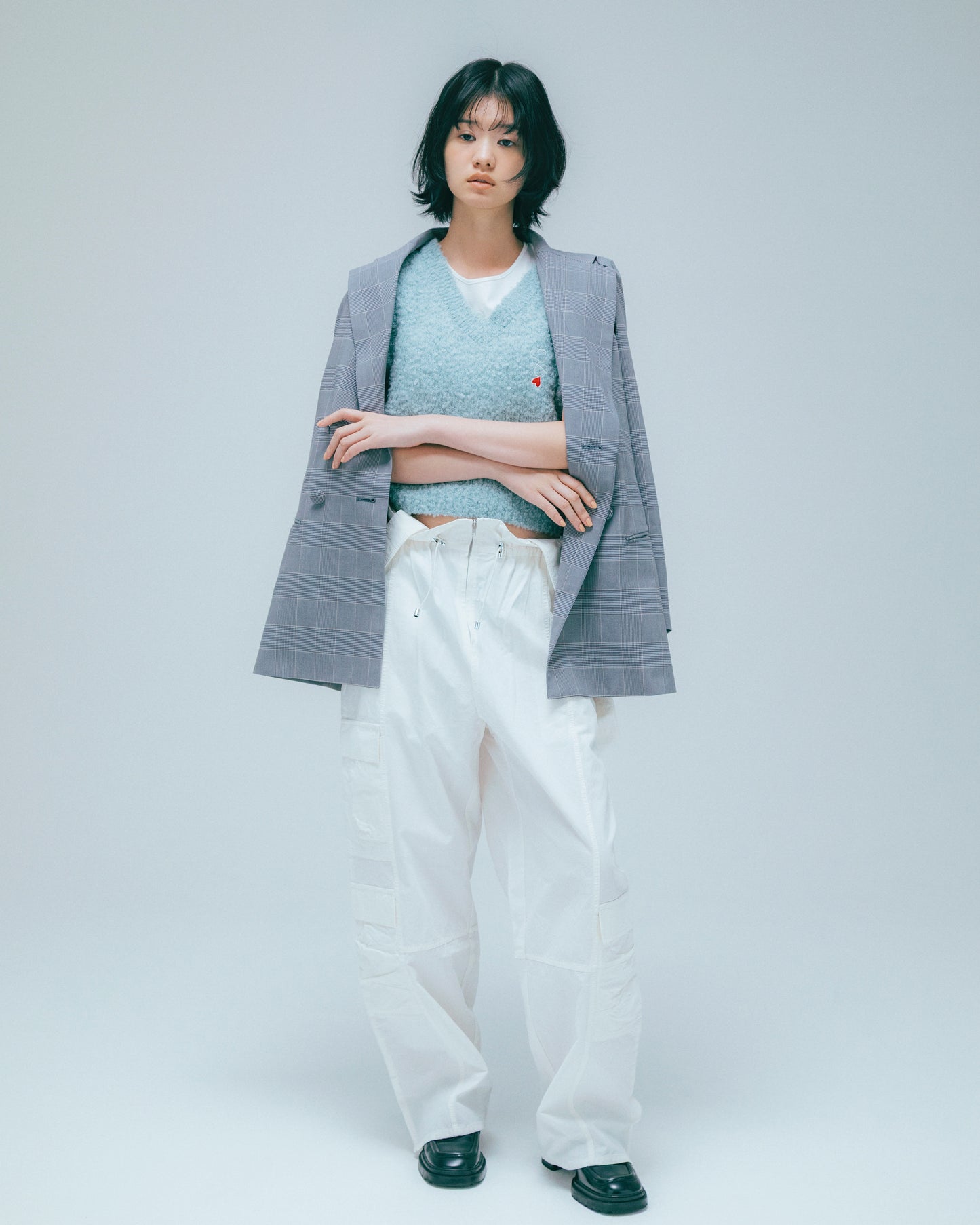 w/LISA (ウィズリサ) | SUSPENDERS CARGO PANTS (サスペンダーズカーゴパンツ) | ボトムス ミリタリー ポケット 軍 イージー ワイド シルエット ビッグ 女性 ウィメンズ レディース ドメスティック ブランド 大人 上品 キレイ モード カジュアル ブランド