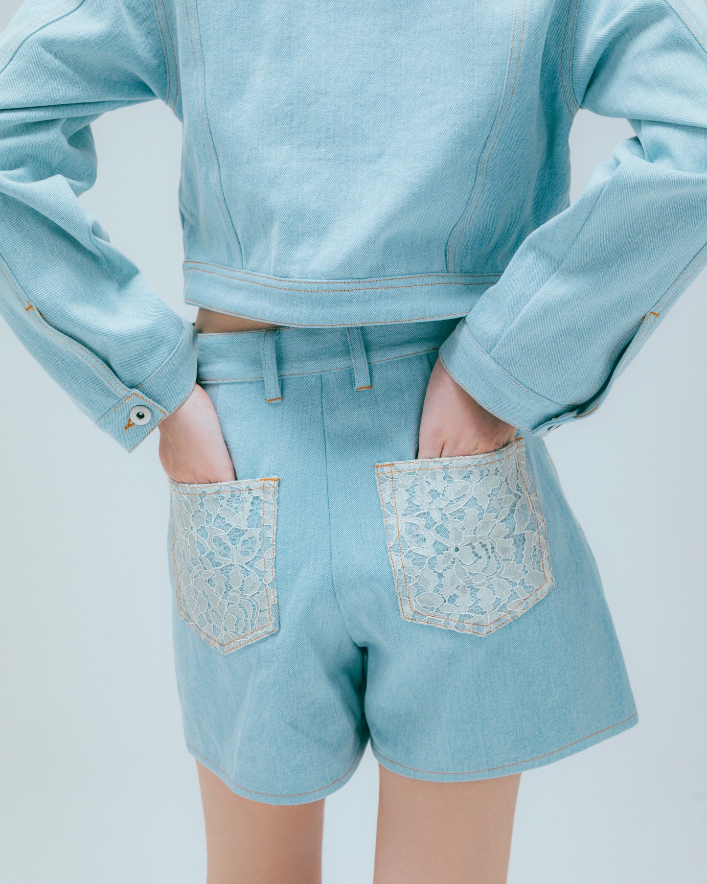 w/LISA (ウィズリサ) | LACE DENIM SKIRT PANTS (レースデニムスカートパンツ) | ショート ボトムス ウィメンズ レディース 女性 インディゴ ライトブルー セットアップ