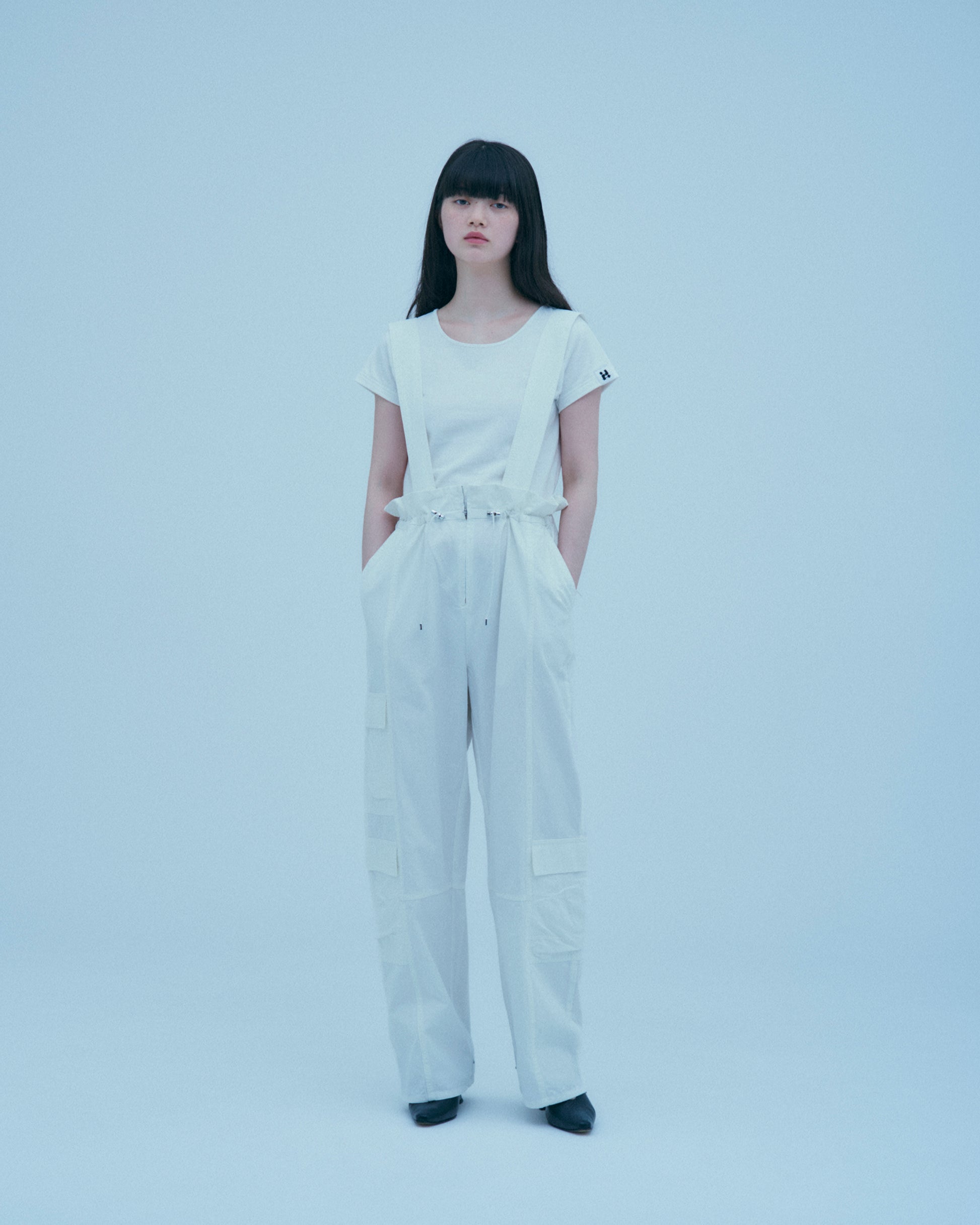 w/LISA (ウィズリサ) | CROPPED T-SHIRT (クロップドTシャツ) | カットソー  Tee タイト ジャスト シルエット ウィメンズ レディース ユニセックス 黒 白 ブラック ホワイト クルーネック コットン 小さい