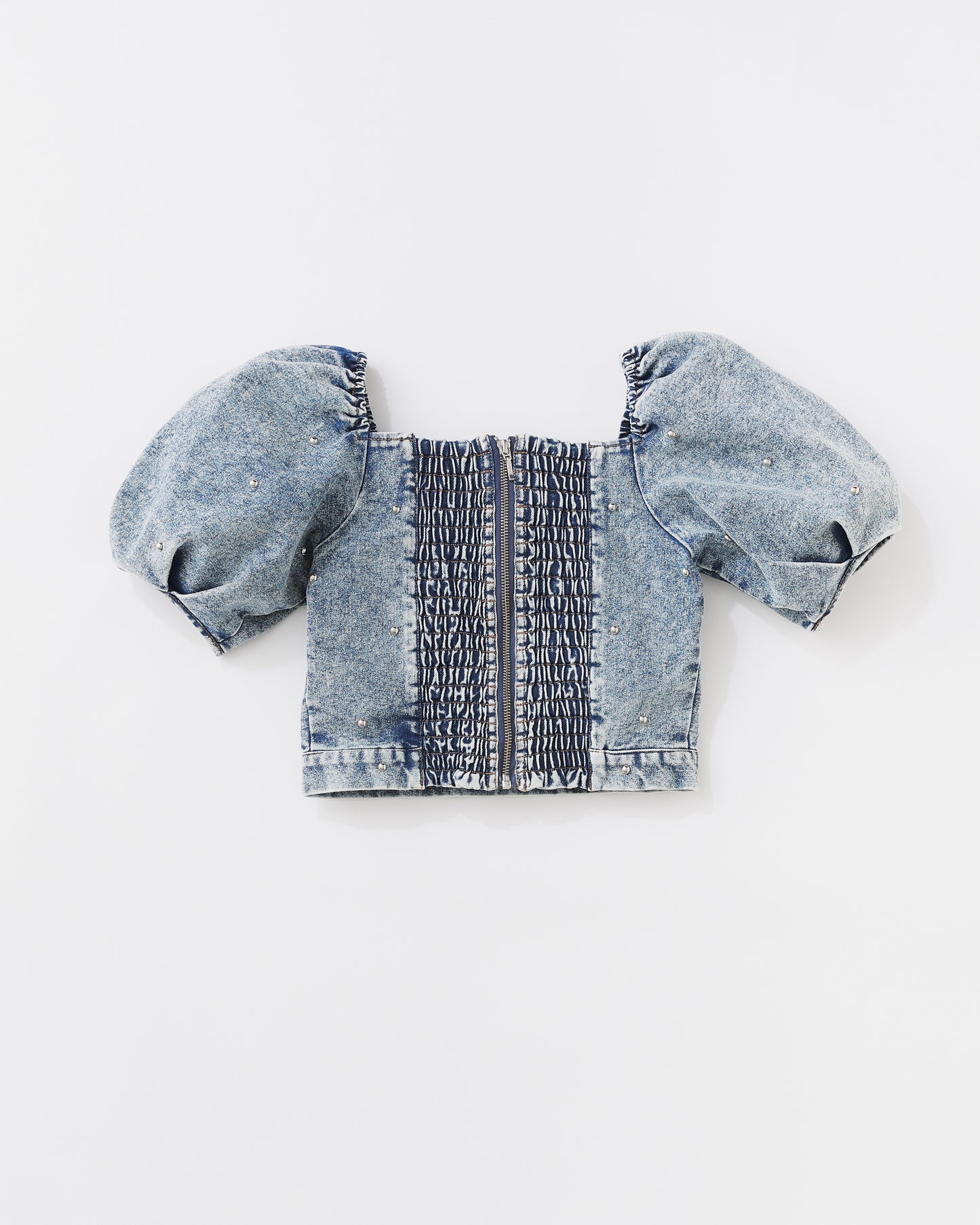 w/LISA (ウィズリサ) | STUDS DENIM TOPS (スタッズデニムトップス) | プルオーバー パフスリーブ 半袖 ショート 短丈 インディゴ ブルー ライト ケミカル ウォッシュ タイト トップス レディース ウィメンズ 女性 ドメスティック ブランド セットアップ