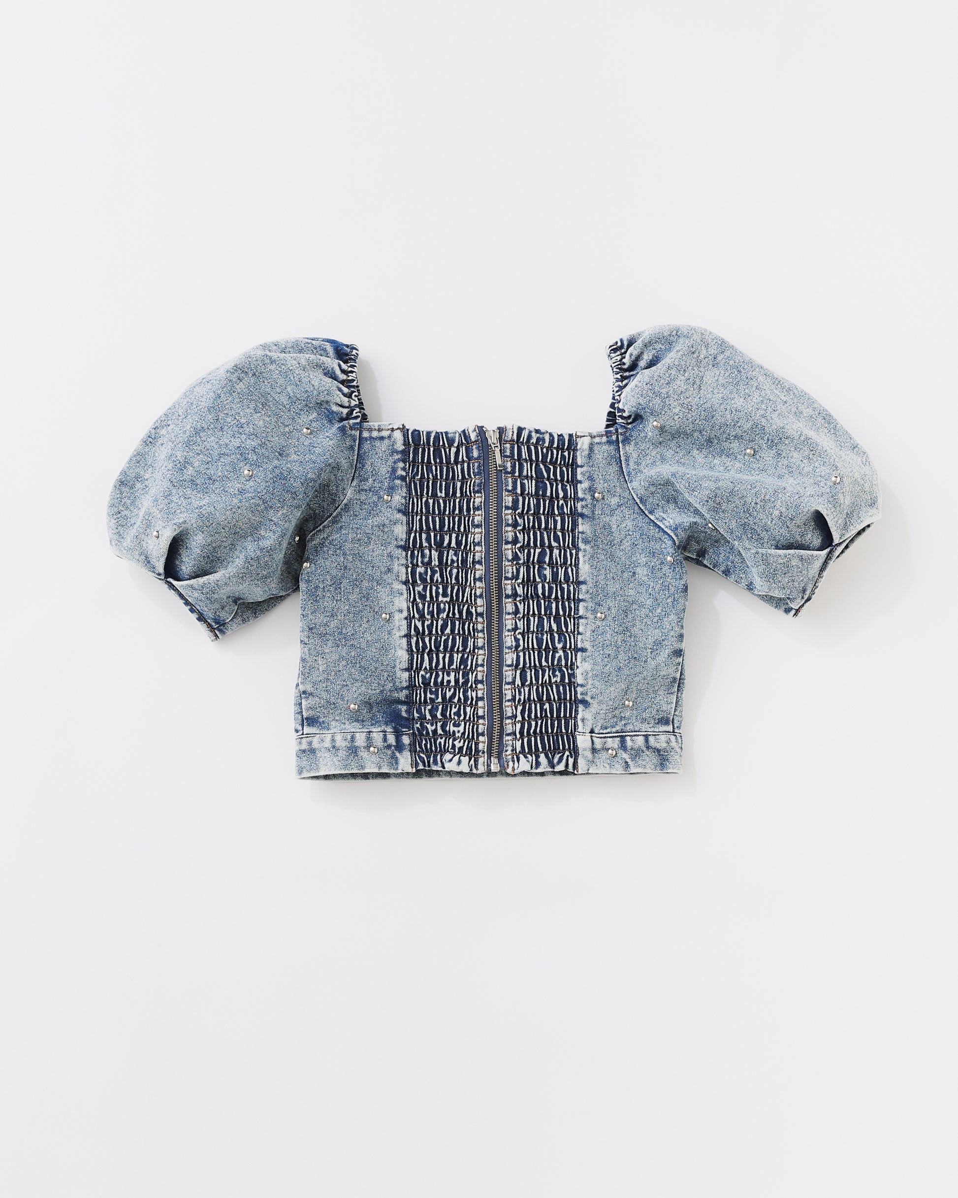 w/LISA (ウィズリサ) | STUDS DENIM TOPS (スタッズデニムトップス) | プルオーバー パフスリーブ 半袖 ショート 短丈 インディゴ ブルー ライト ケミカル ウォッシュ タイト トップス レディース ウィメンズ 女性 ドメスティック ブランド セットアップ